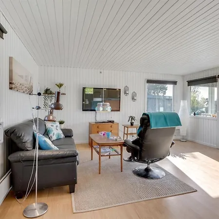 Ilene - 1km From The Sea By Interhome Bogø By